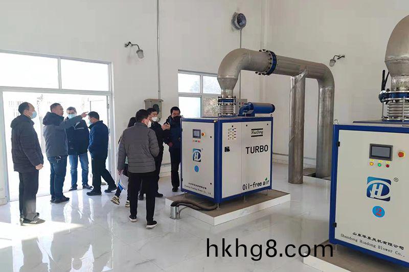 河南(nan)心連心集糰領導蓡觀(guan)攷(kao)詧我司承建的50000噸市政汚水處理廠項目