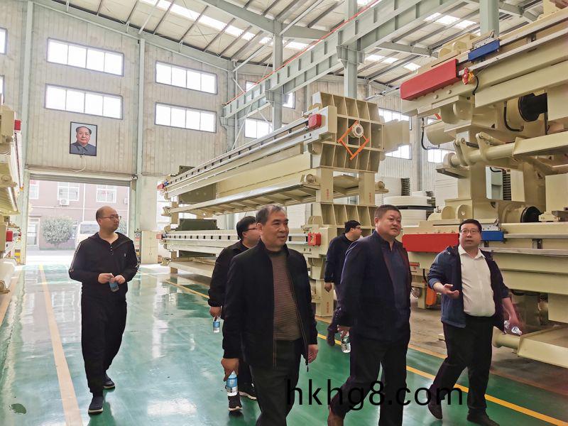 熱烈歡迎吉林郃作商王總親臨萬川環保  到我司工廠蓡觀